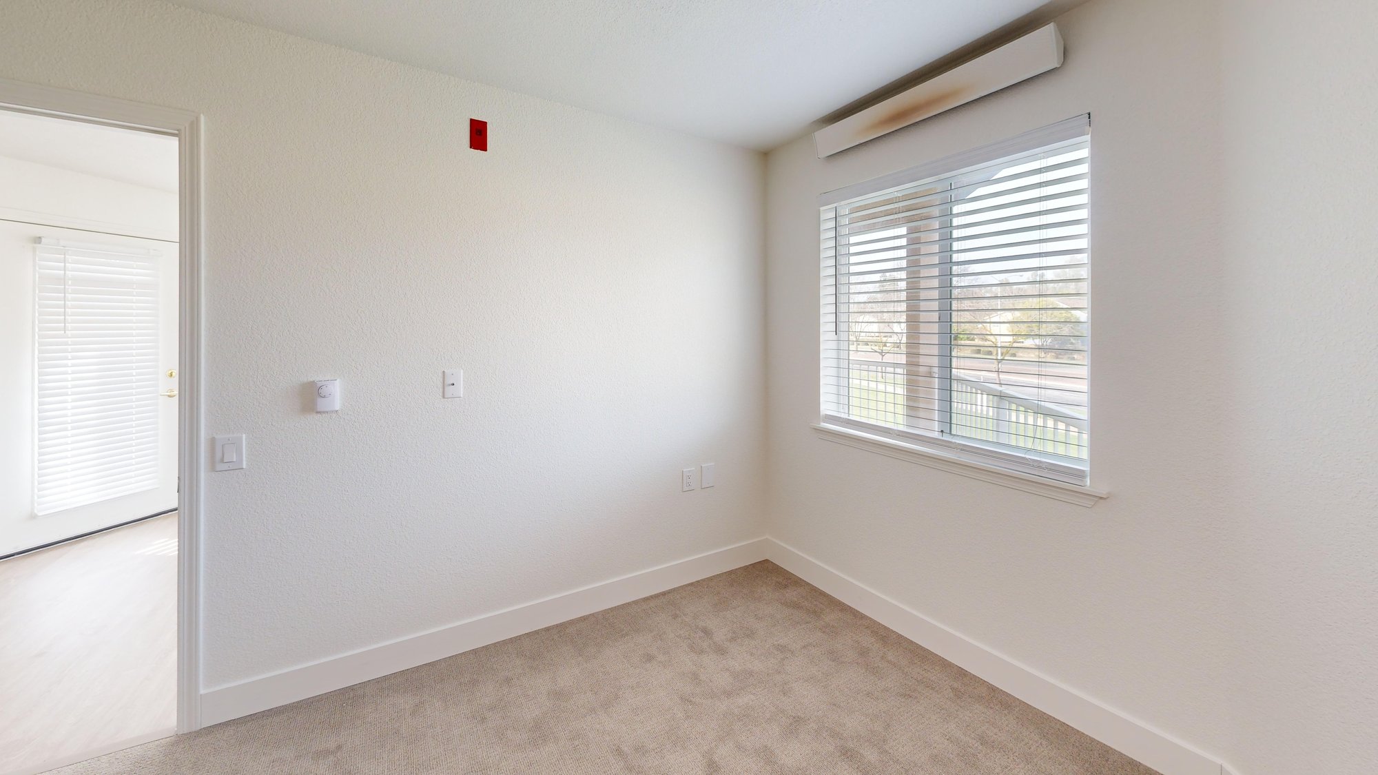 The-Hampshire-IL-2-bed-901-sqft-Bedroom-1