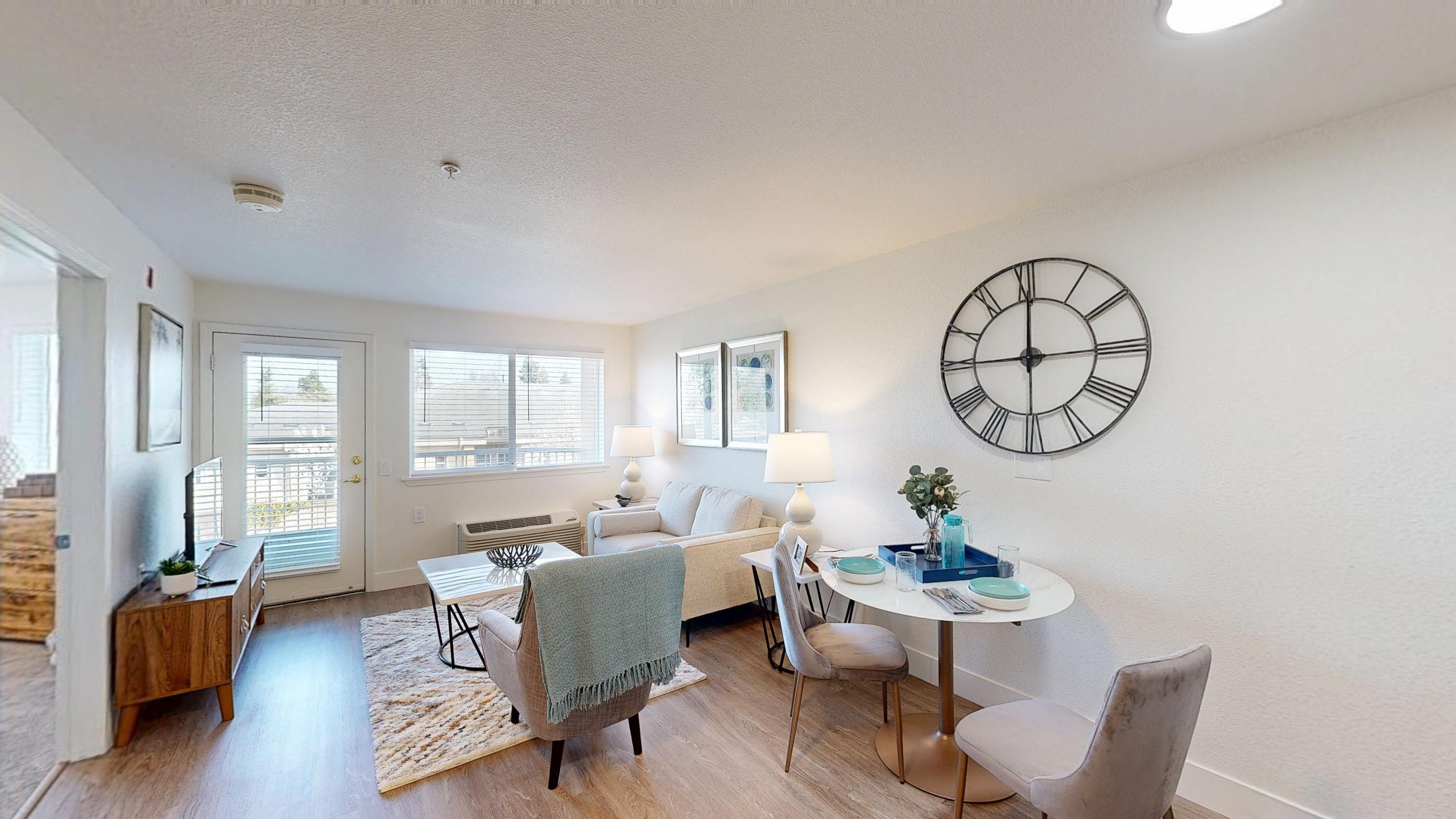 The-Hampshire-IL-1-bed-545-sqft-Living-Room