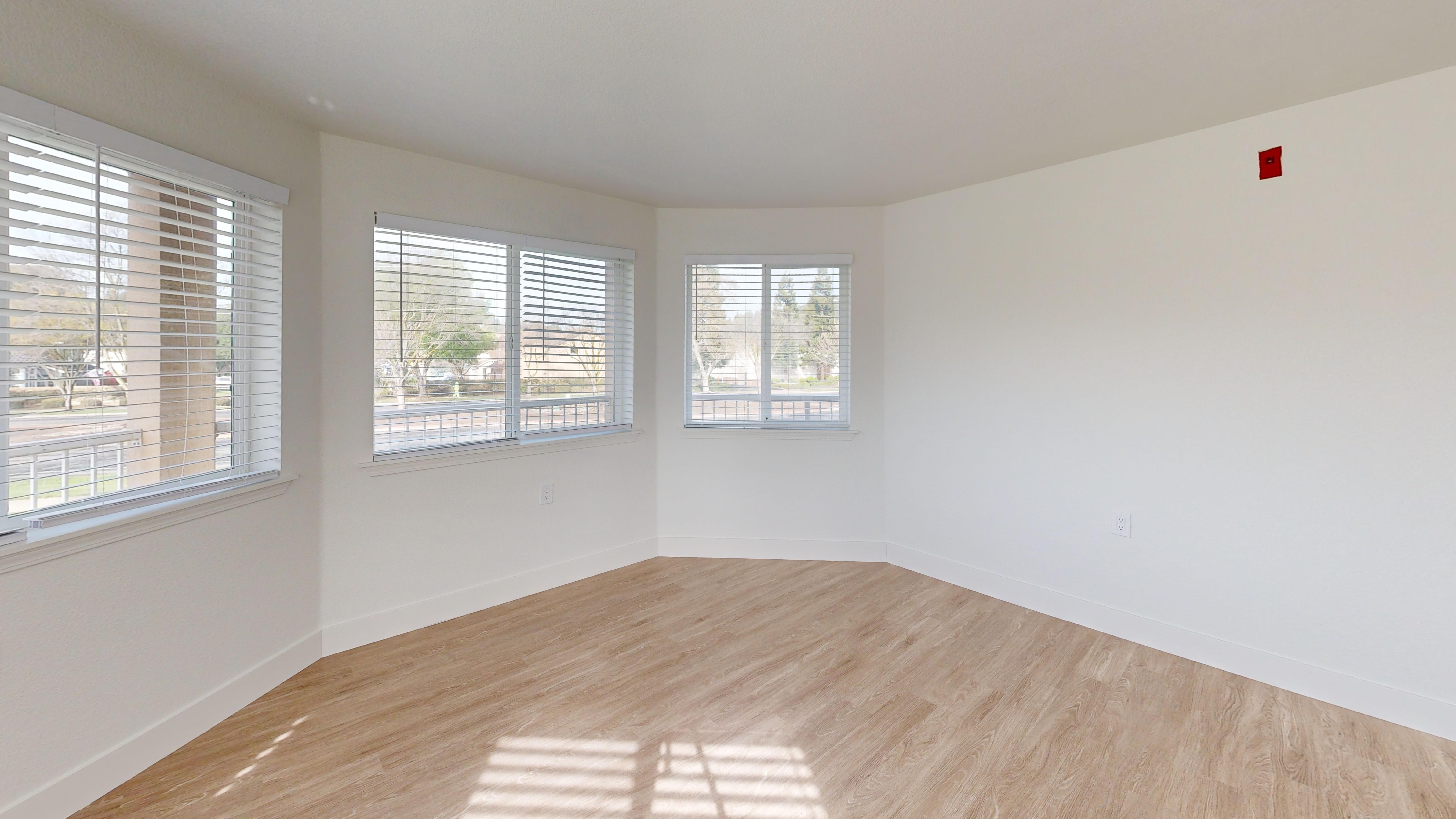 The-Hampshire-IL-2-bed-901-sqft-Living-Room