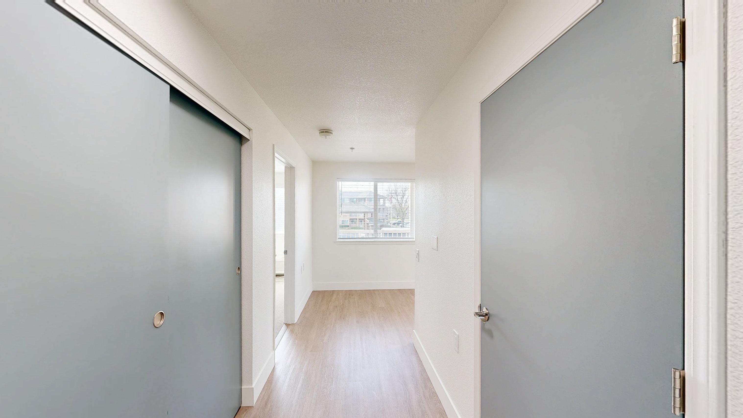 The-Hampshire-IL-2-bed-901-sqft-Two-Bedroom-Apartment